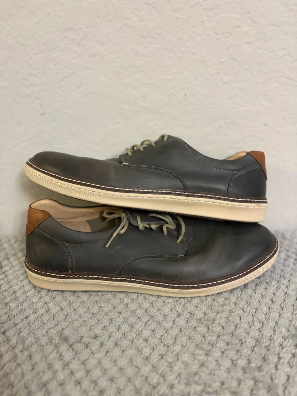 Johnston & Murphy Men’s Oxford Shoes